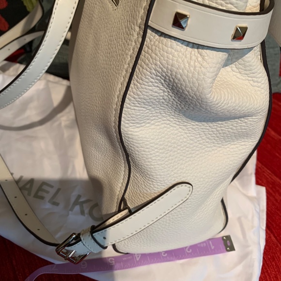 NWHT 🤍Michael Kors Medium Leather Backpack - Picture 10 of 10